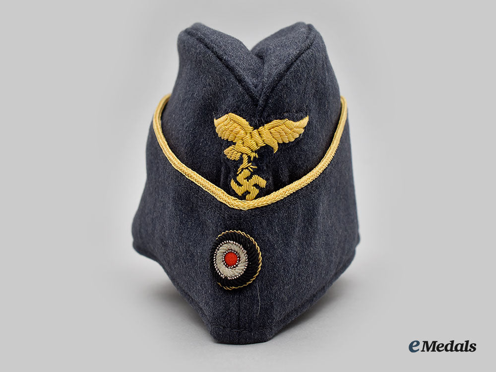germany,_luftwaffe._a_rare_and_mint_general’s_overseas_cap_l22_mnc3093_806_1