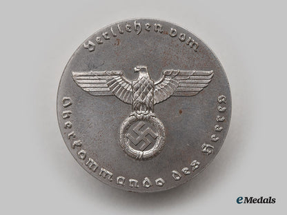 germany,_wehrmacht._a_commemorative_badge_for_german_dog_care,_small_version_l22_mnc3119_104_1