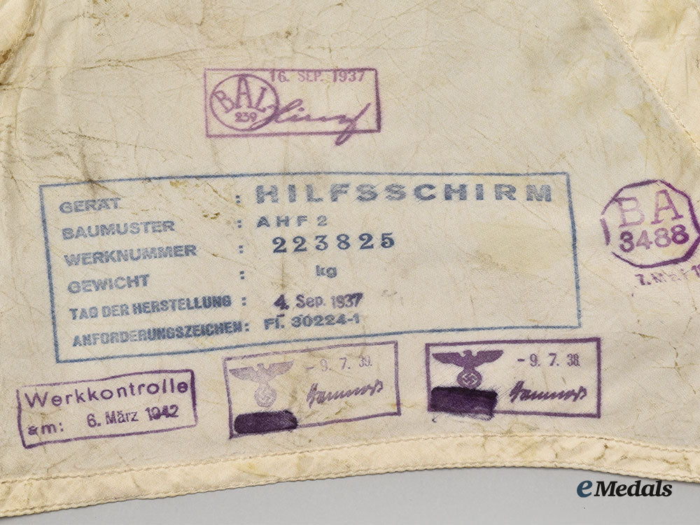 germany,_luftwaffe._a1937_hilfsschirm_supply_parachute_l22_mnc3137_847_1