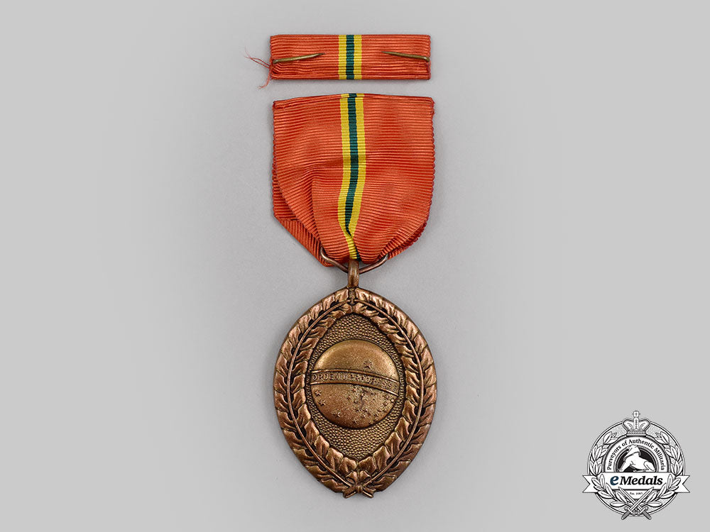 brazil,_federative_republic._three_orders&_decorations_l22_mnc3184_857_1