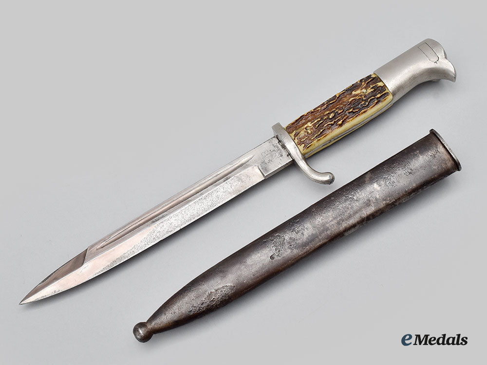 germany,_heer._a_service_bayonet,_by_carl_eickhorn_l22_mnc3184_867