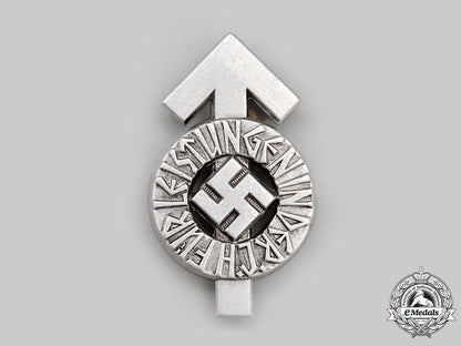 germany,_hj._a_proficiency_badge,_silver_grade,_by_gustav_brehmer_l22_mnc3199_521