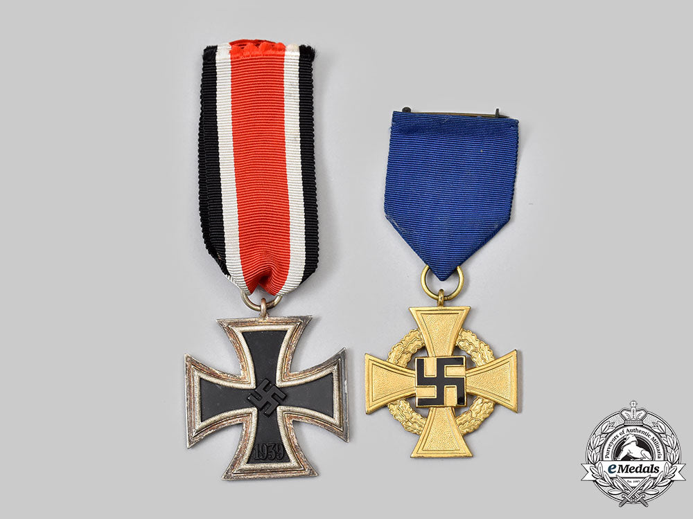 germany,_third_reich._a_pair_of_service_decorations_l22_mnc3204_525