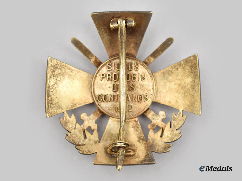 hungary,_regency._an_order_of_merit,_officer_with_swords_and_war_decoration_l22_mnc3206_826_1