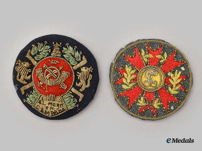 spain._two_spanish_uniform_badges;_guardia_civil_and_al_merit_en_campana_l22_mnc3212_153