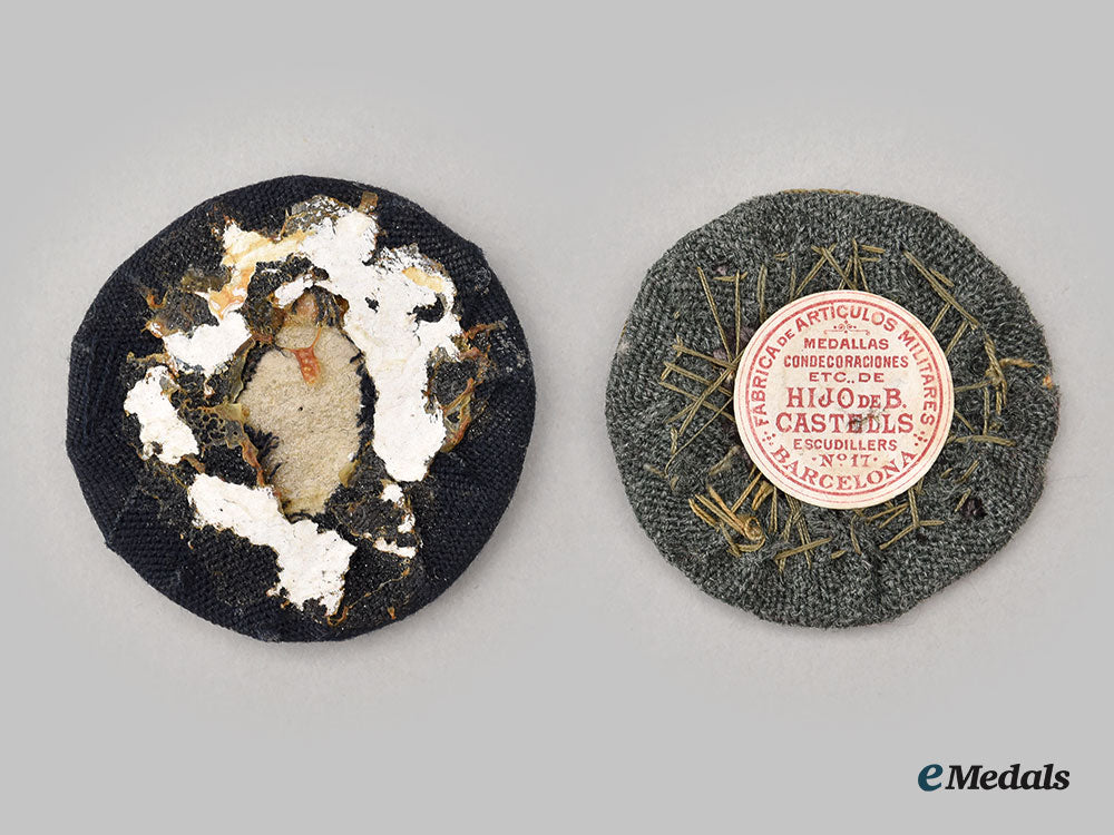 spain._two_spanish_uniform_badges;_guardia_civil_and_al_merit_en_campana_l22_mnc3213_154