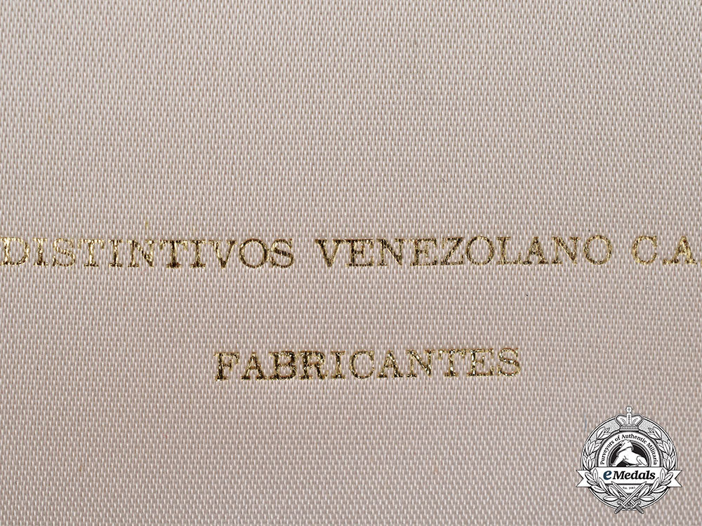 venezuela,_bolivarian_republic._four_orders&_decorations_l22_mnc3215_875_1