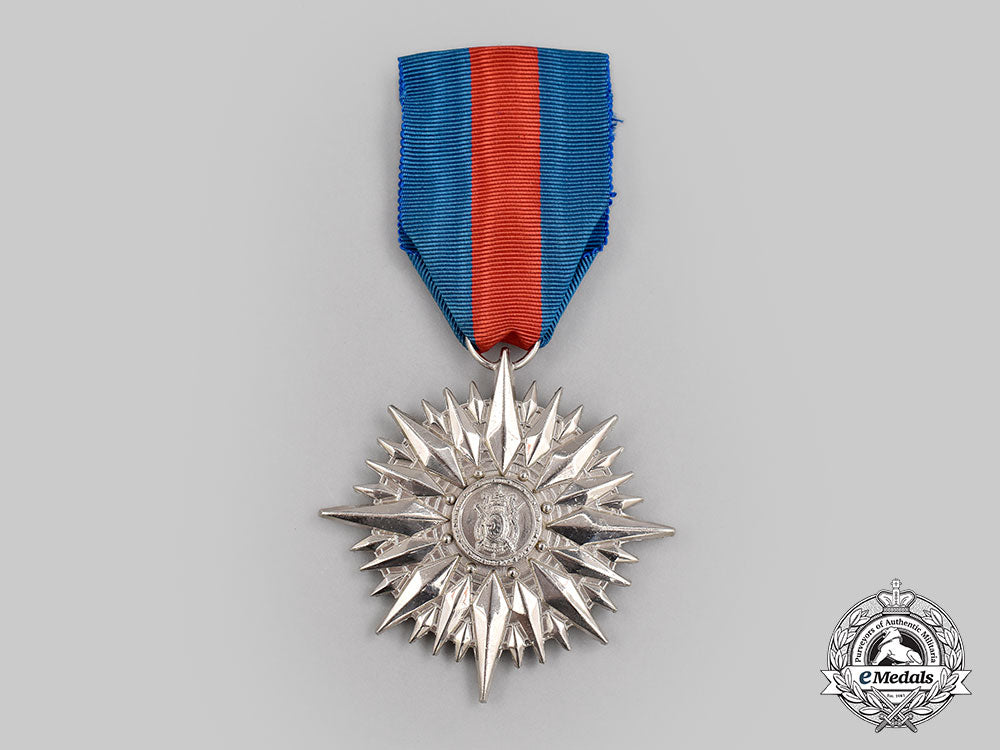 venezuela,_bolivarian_republic._four_orders&_decorations_l22_mnc3218_877_1