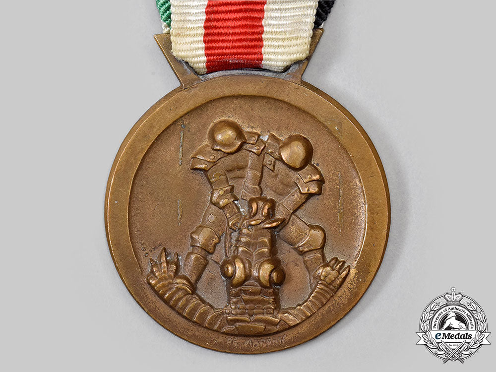 germany,_wehrmacht._an_italian-_german_african_campaign_medal,_by_lorioli_l22_mnc3261_552_1