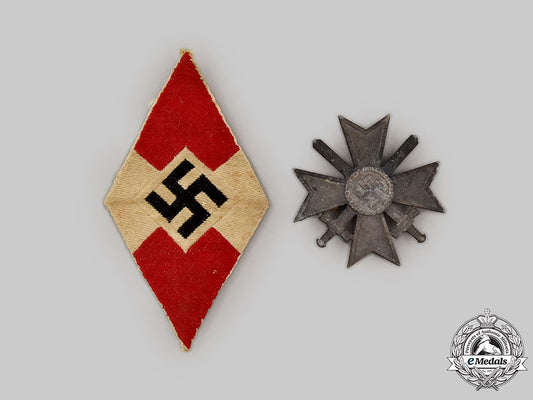 germany,_third_reich._a_pair_of_badges_l22_mnc3320_173
