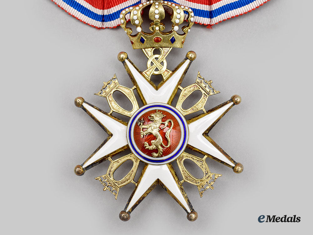 norway,_kingdom._an_order_of_st._olav,_ii_class_commander_in_case,_by_tostrup_l22_mnc3334_895_1