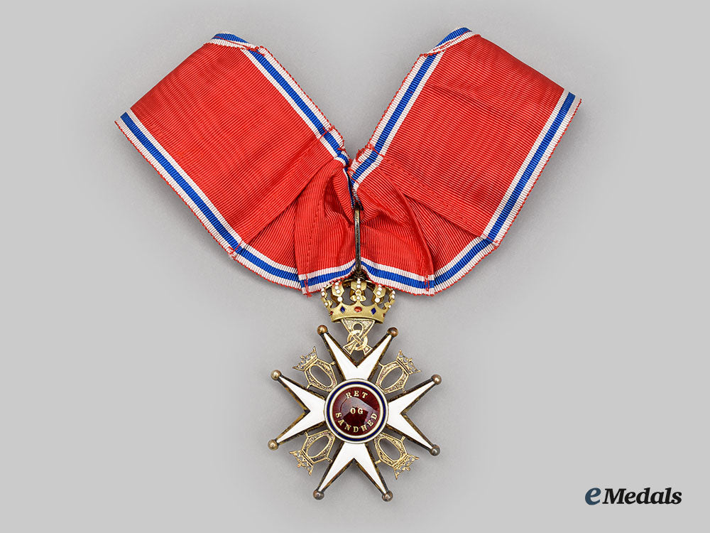 norway,_kingdom._an_order_of_st._olav,_ii_class_commander_in_case,_by_tostrup_l22_mnc3336_896_1