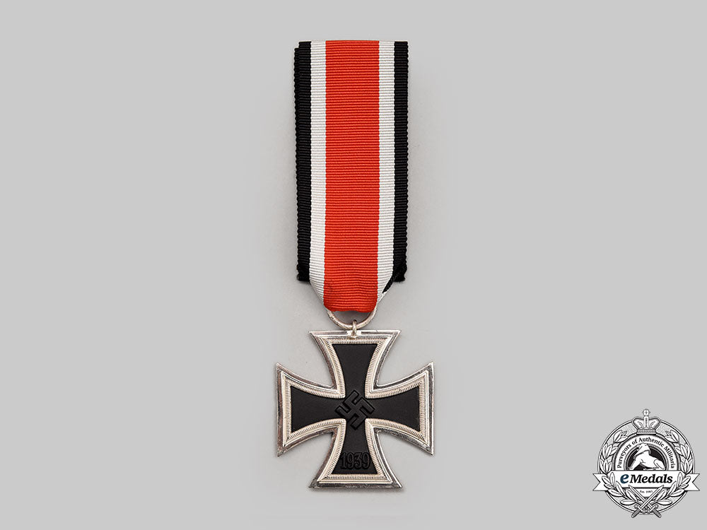 germany,_wehrmacht._a_mint1939_iron_cross_ii_class,_by_steinhauer&_lück_l22_mnc3388_626