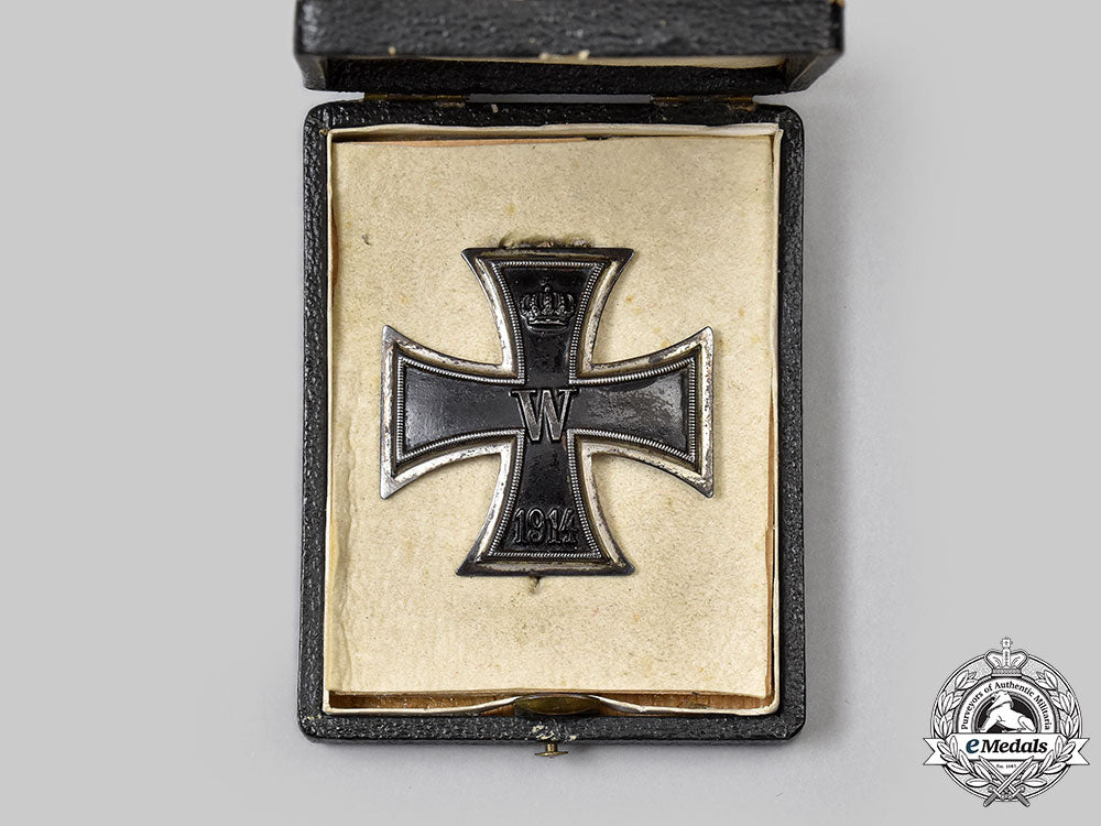 germany,_imperial._a1914_iron_cross_i_class,_with_case_l22_mnc3402_633_1_1_1