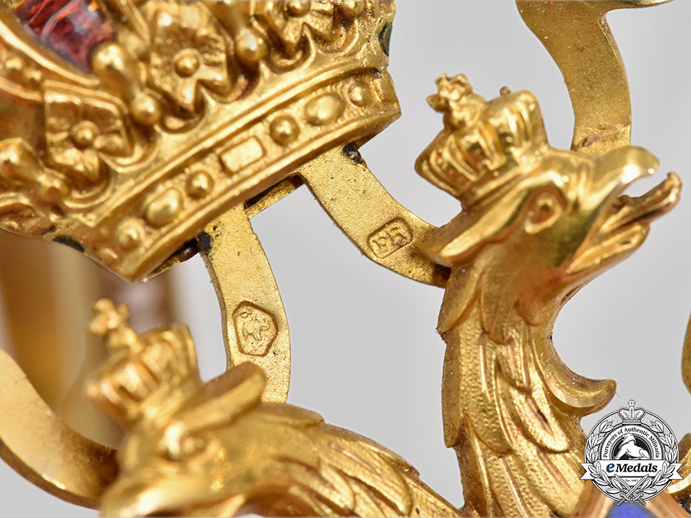 austria,_imperial._an_order_of_the_iron_crown,_ii_class_knight_in_gold_with_case,_by_rothe,_c.1910_l22_mnc3515_315