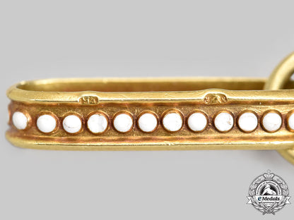 austria,_imperial._an_order_of_the_iron_crown,_ii_class_knight_in_gold_with_case,_by_rothe,_c.1910_l22_mnc3516_316