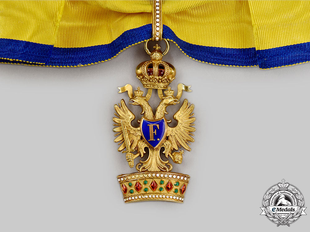 austria,_imperial._an_order_of_the_iron_crown,_ii_class_knight_in_gold_with_case,_by_rothe,_c.1910_l22_mnc3529_308