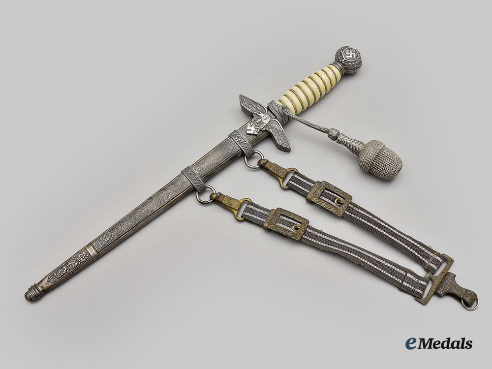 germany,_luftwaffe._an_officer’s_dress_dagger,_with_hanger_l22_mnc3530_977