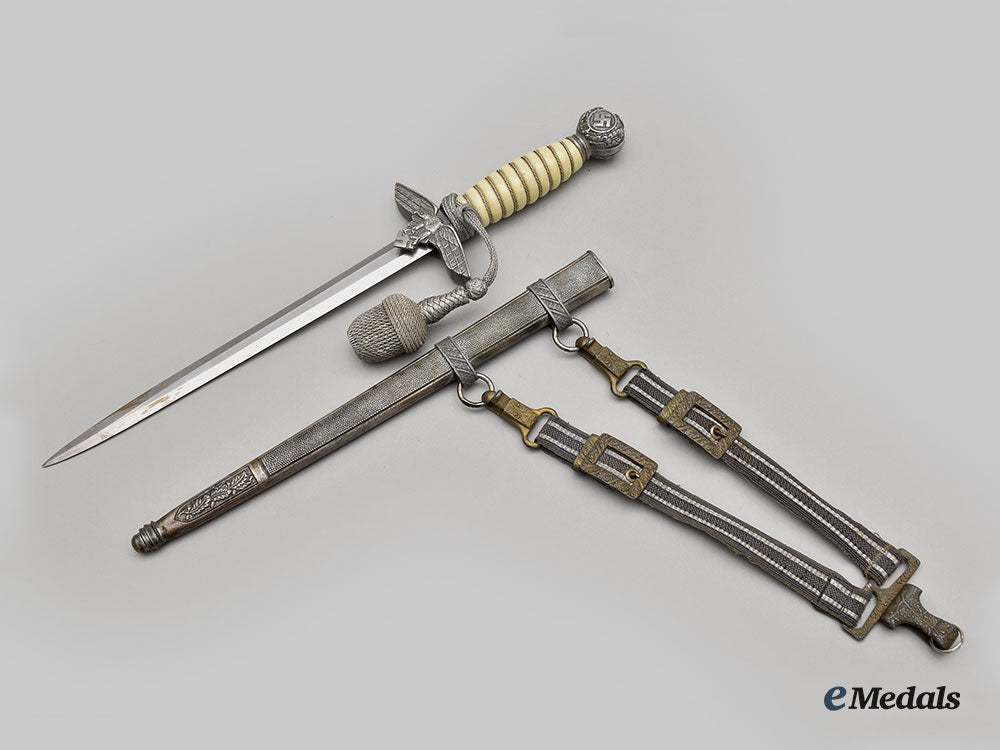 germany,_luftwaffe._an_officer’s_dress_dagger,_with_hanger_l22_mnc3531_978