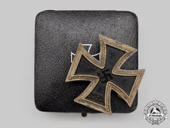 Germany, Wehrmacht. A 1939 Iron Cross I Class, With Case, By Rudolf Souval