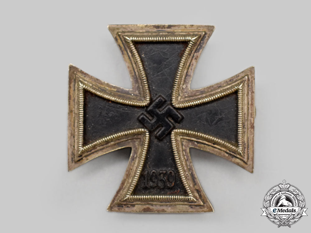 germany,_wehrmacht._a1939_iron_cross_i_class,_with_case,_by_rudolf_souval_l22_mnc3539_708_1