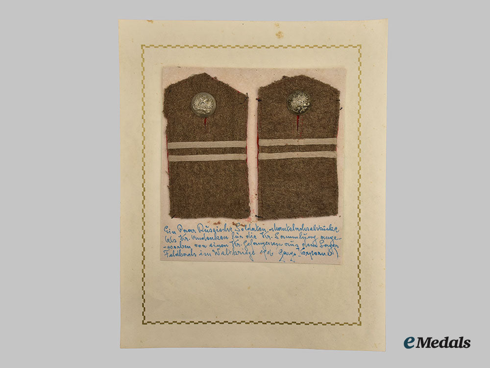 german,_imperial._a_lot_of_first_world_war_imperial_russian_shoulder_straps,_german_war_trophy_assembly_l22_mnc3596_463