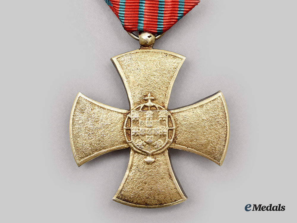 portugal,_republic._a_war_cross_medal,_ii_class_l22_mnc3621_040_1