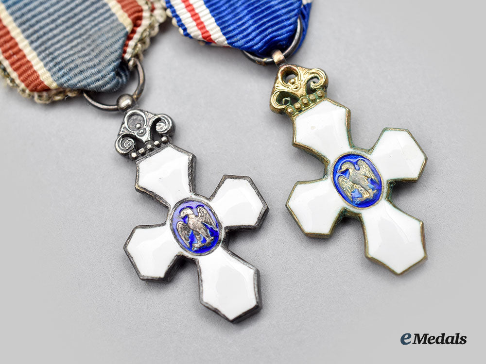 iceland,_republic._two_miniature_icelandic_orders_of_the_falcon,_type_ii(1944-_on)_l22_mnc3623_382_1