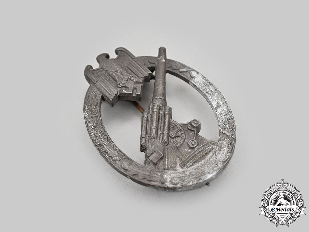 germany,_heer._a_flak_badge,_by_rudolf_souval_l22_mnc3632_765_1_1_2
