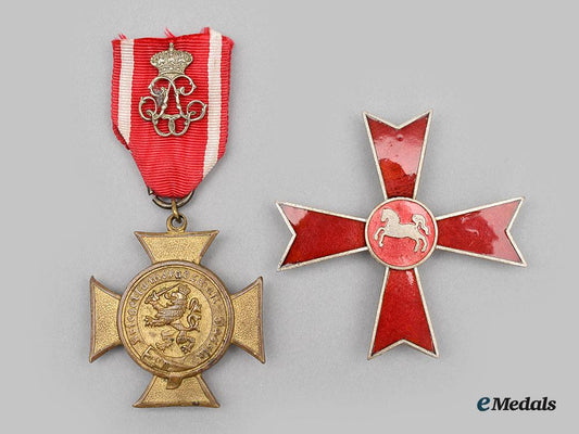 germany,_weimar_republic;_germany,_federal_republic._a_pair_of_decorations_l22_mnc3686_574