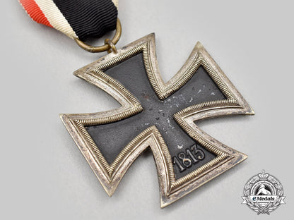 germany,_third_reich._a1939_iron_cross_ii_class,_with_ns-_hago_badge_l22_mnc3694_938_1