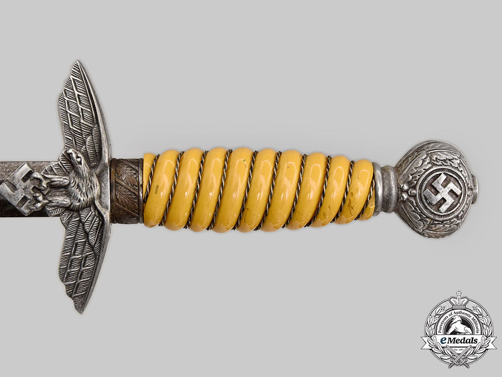 germany,_luftwaffe._an_officer’s_dress_dagger,_by_carl_eickhorn_l22_mnc3708_378