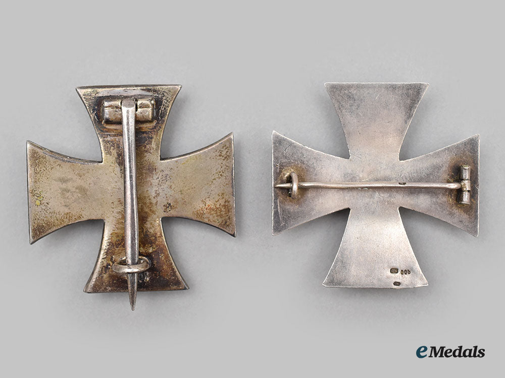 germany,_imperial._a1914_iron_cross_i_class,_by_ko,_with_veterans_association_cross_in_silver_l22_mnc3746_614_1