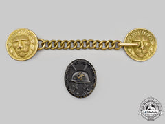 Germany, Wehrmacht. A Cape Clasp And Black Grade Wound Badge