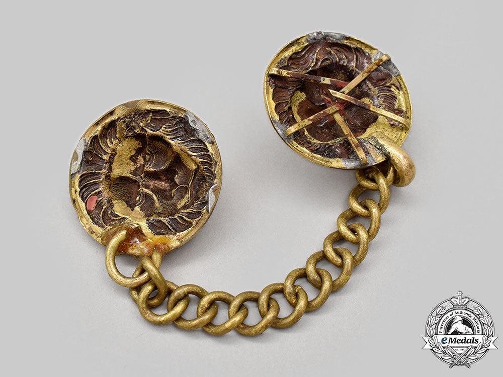 germany,_wehrmacht._a_cape_clasp_and_black_grade_wound_badge_l22_mnc3809_858_1