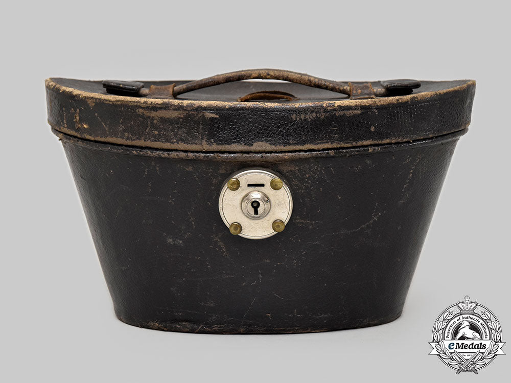austria-_hungary,_empire._an_infantry_officer’s_shako,_with_storage_case_l22_mnc3854_453