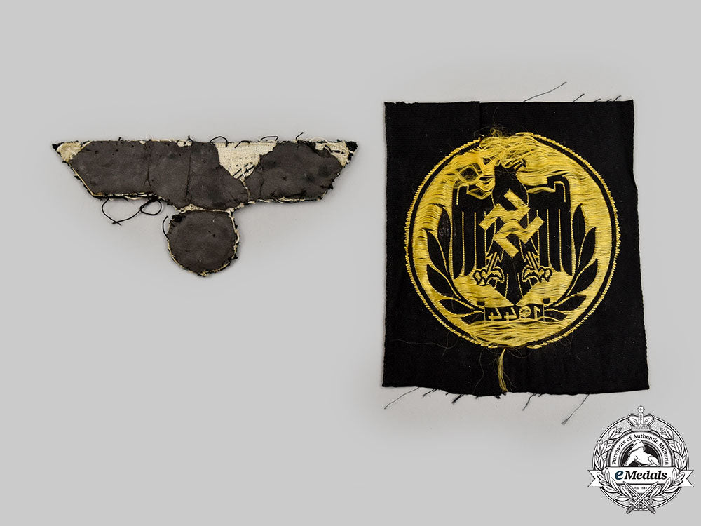 germany,_third_reich._a_pair_of_insignia_l22_mnc3939_476_1