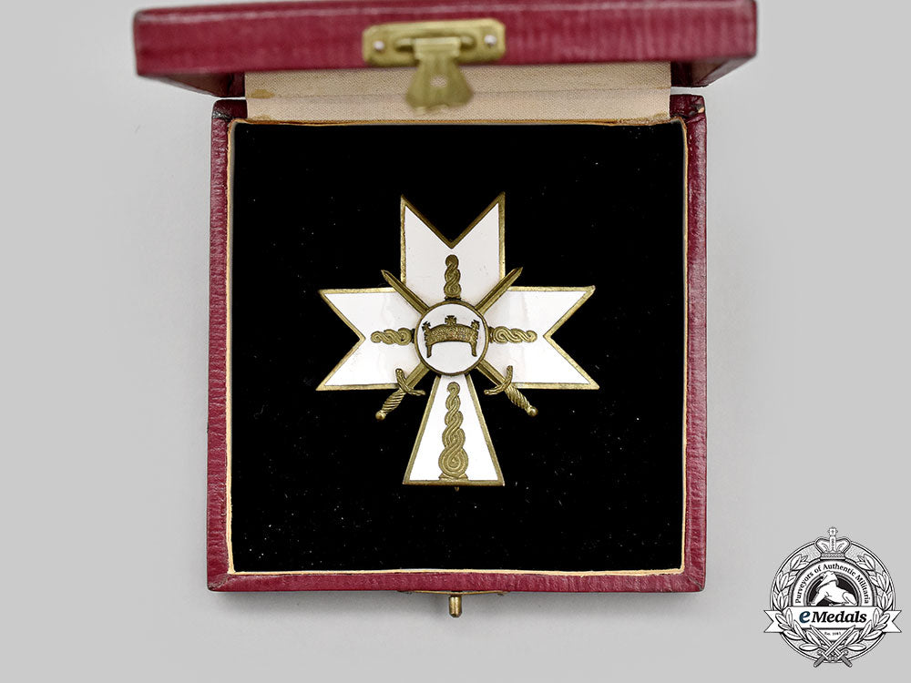 croatia,_independent_state._an_order_of_the_crown_of_king_zvonimir,_ii_class_with_swords,_c.1942_l22_mnc3962_928