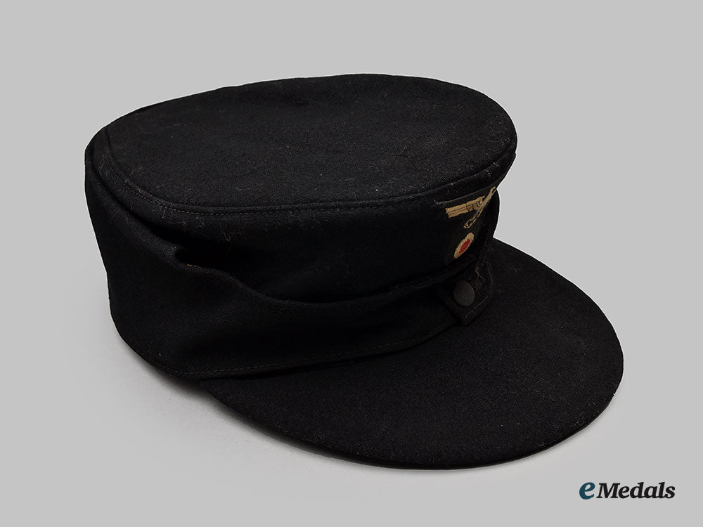 germany,_heer._a_panzer_em/_nco’s_m43_field_cap,_named_and_united-_attributed_example_l22_mnc4046_658