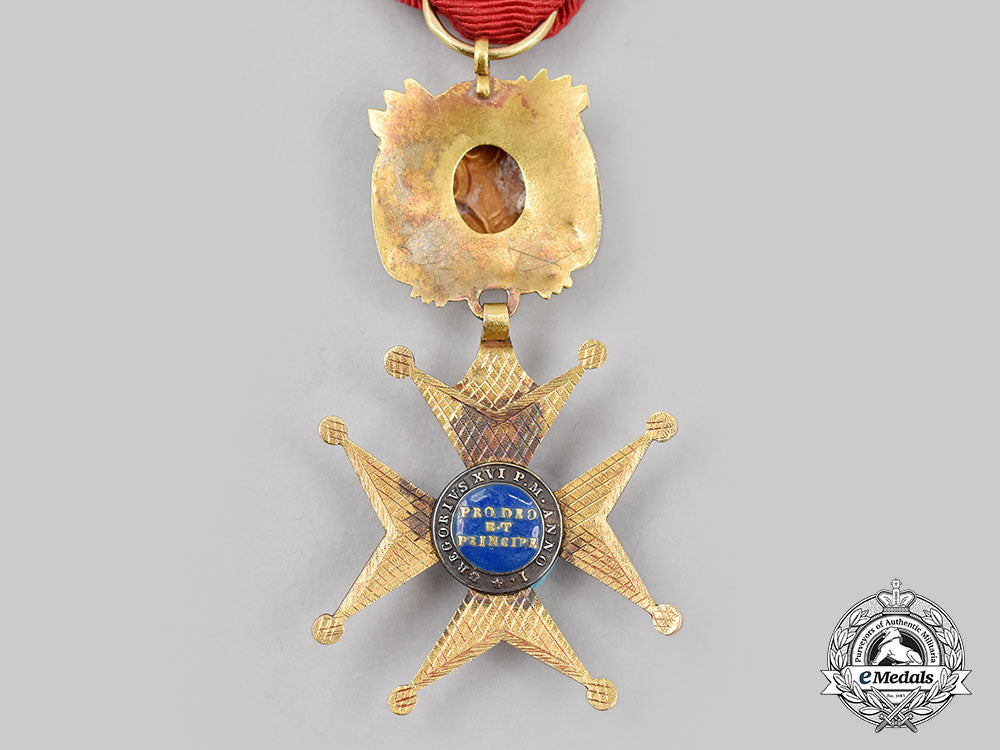 vatican,_papal_state._an_order_of_st._gregory,_knight_in_gold,_c.1880_l22_mnc4075_266_1_1