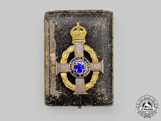 united_kingdom._a_fine_private_purchase_british_army_chaplain's_badge,_c.1918_l22_mnc4210_026