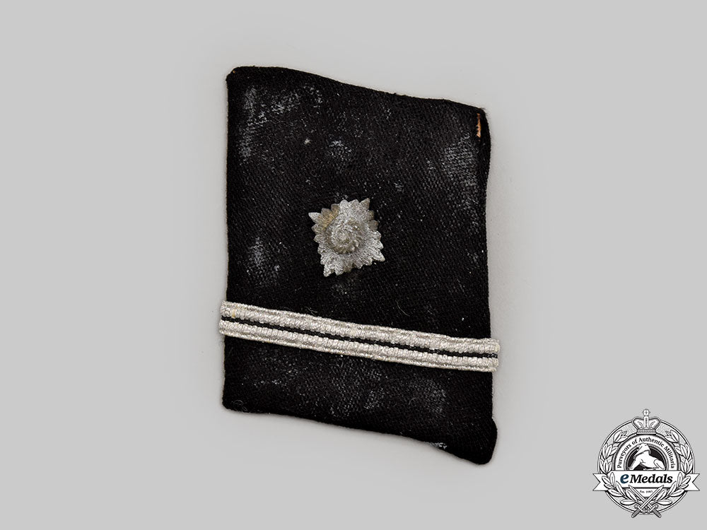 germany,_ss._a_waffen-_ss_scharführer’s_collar_tab_l22_mnc4243_579