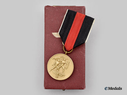 germany,_third_reich._a_sudetenland_medal,_with_case_l22_mnc4270_299