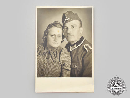 germany,_third_reich._a_mixed_lot_of_photographs_and_identity_documents_l22_mnc4300_218_1_1