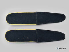 Germany, Heer. A Set Of Mint And Unissued Signals Enlisted Personnel Shoulder Straps