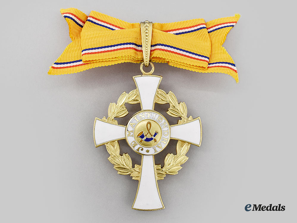 netherlands,_kingdom._an_order_of_the_crown,_honourary_cross,_c.1970_l22_mnc4308_358
