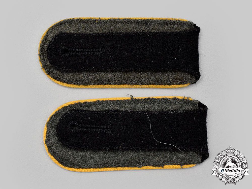 germany,_ss._a_set_of_waffen-_ss_armoured_cavalry/_reconnaissance_enlisted_personnel_shoulder_straps,_with_owner_portrait_l22_mnc4317_113