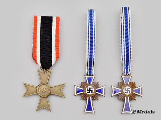 germany,_third_reich._a_mixed_lot_of_decorations_l22_mnc4370_402_1_1