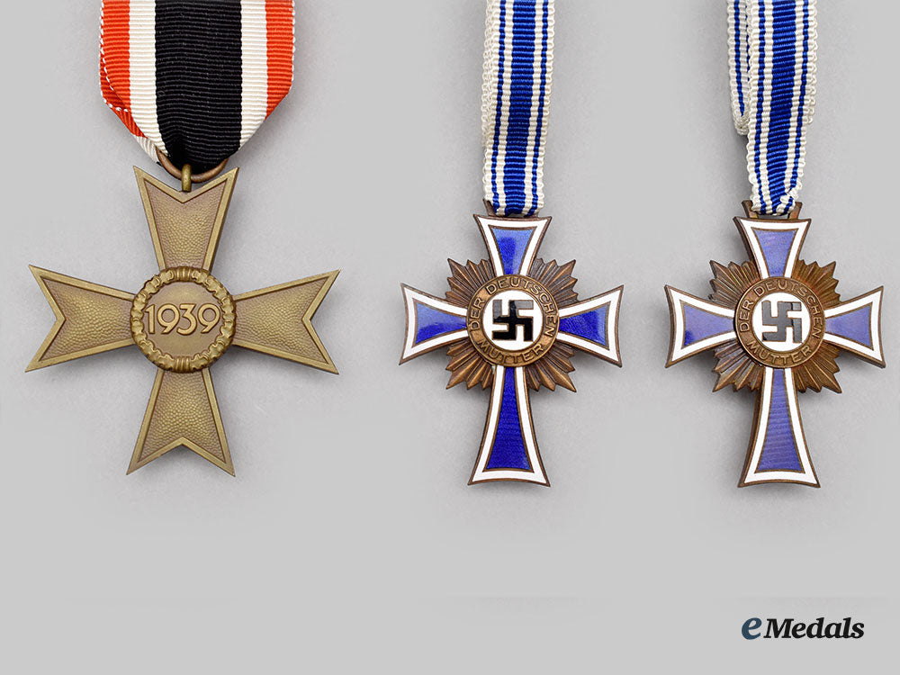 germany,_third_reich._a_mixed_lot_of_decorations_l22_mnc4371_403_1_1