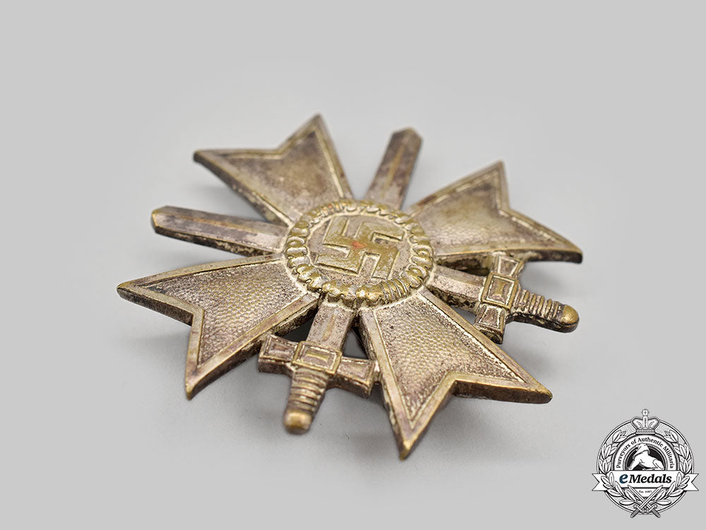 germany,_wehrmacht._a_war_merit_cross_i_class_with_swords_and_case,_by_c.e._juncker_l22_mnc4433_248_1_1_1_1
